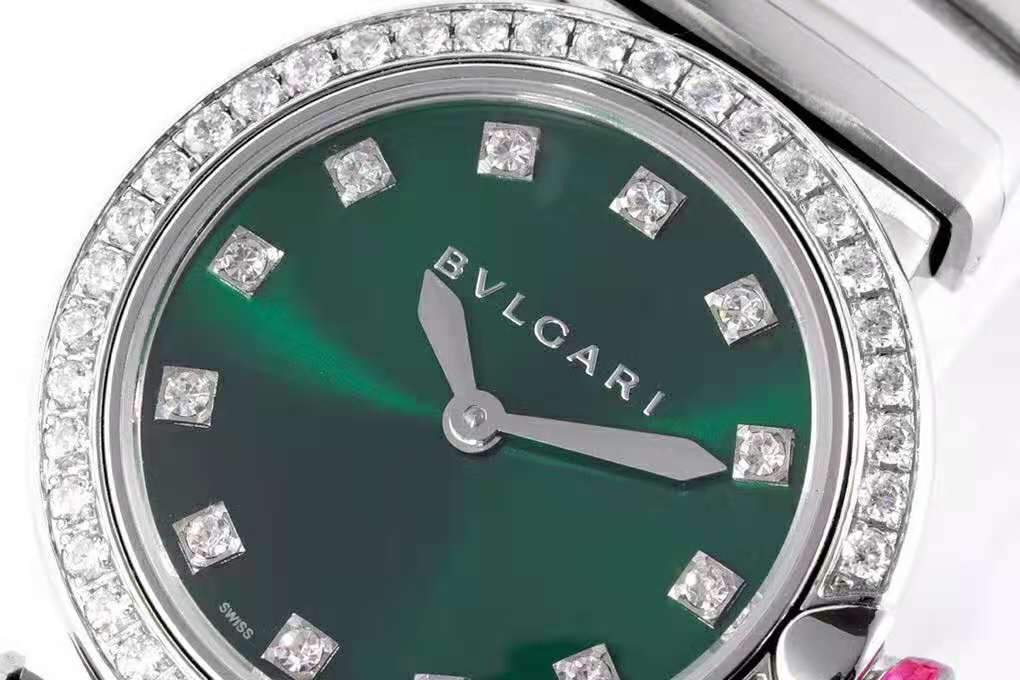 Lvcea Emerald Green Dial in Steel with D1am0nd Bezel