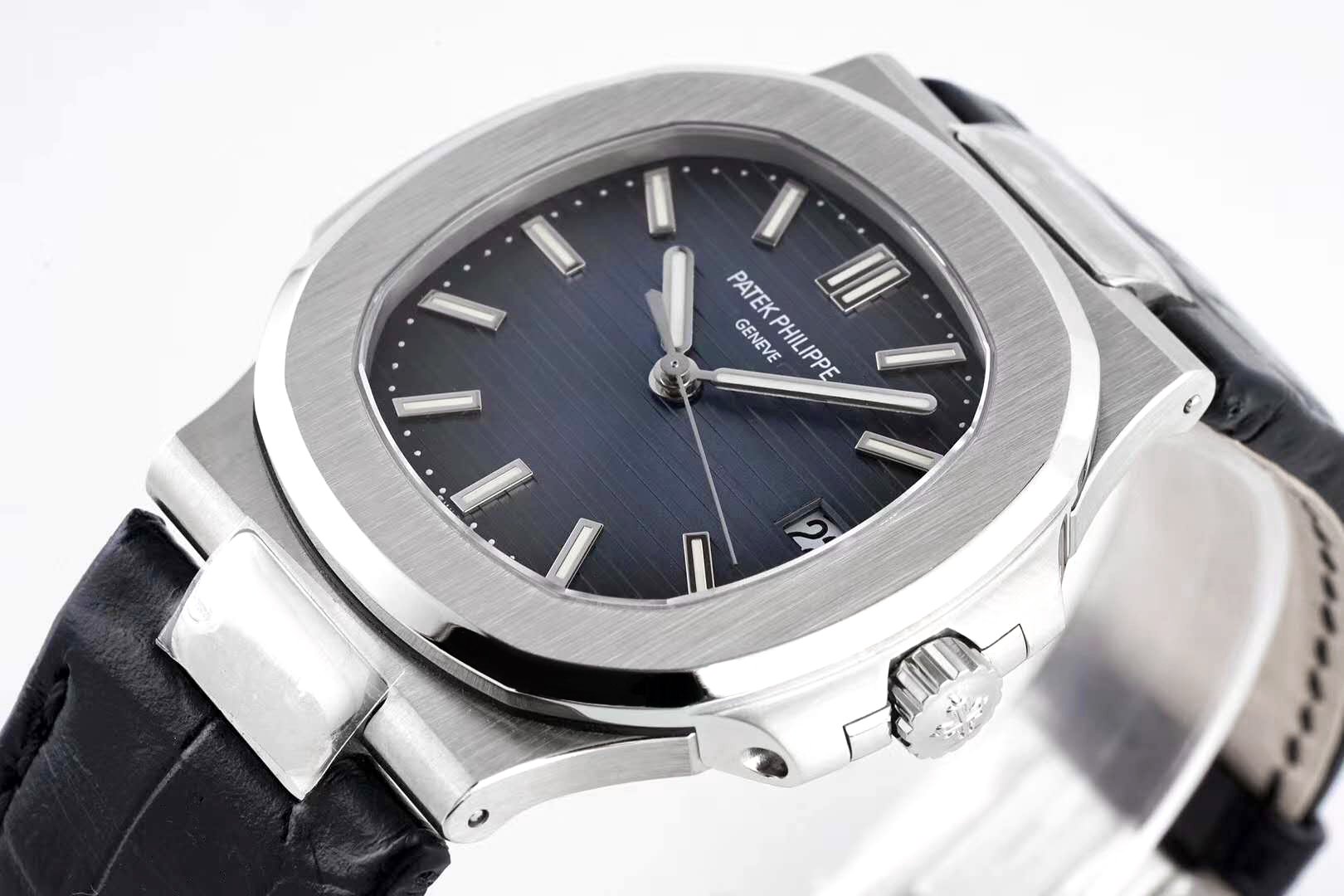 Nautilus Jumbo 5711 Blue Dial in Steel with Black Leather Strap