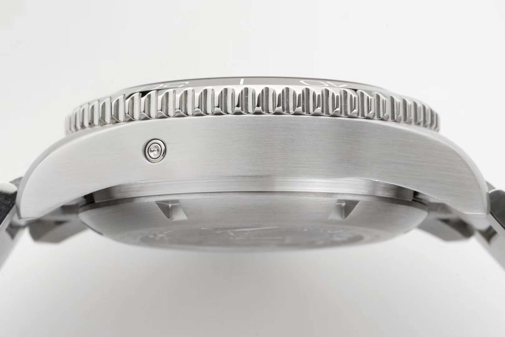 Hydroconquest Green Dial on Bracelet