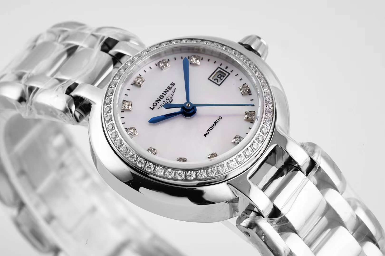 Primaluna MOP White Dial with D1am0nd Markers and D1am0nd Bezel