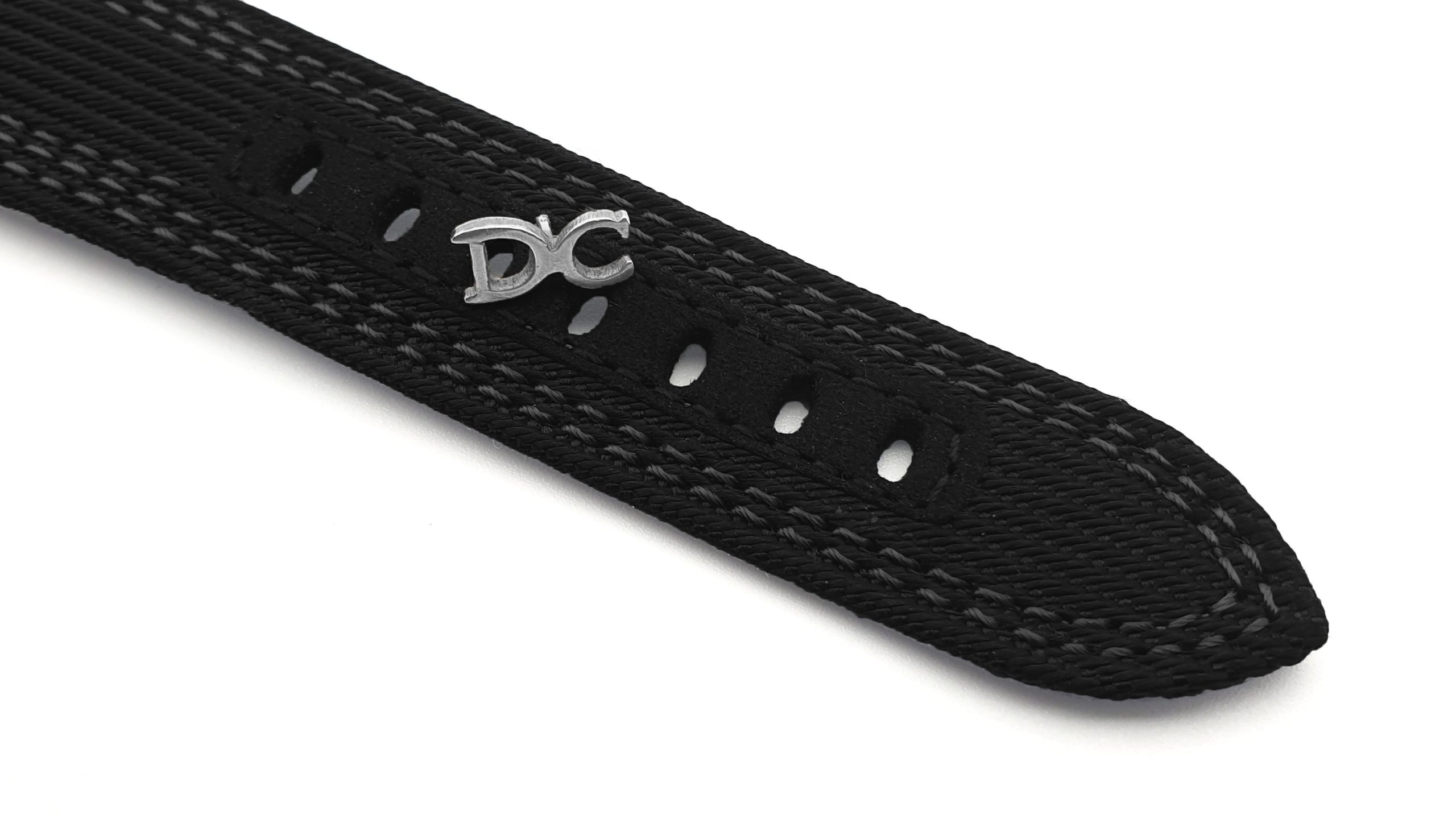 PAM984 Submersible Mike Horn Edition