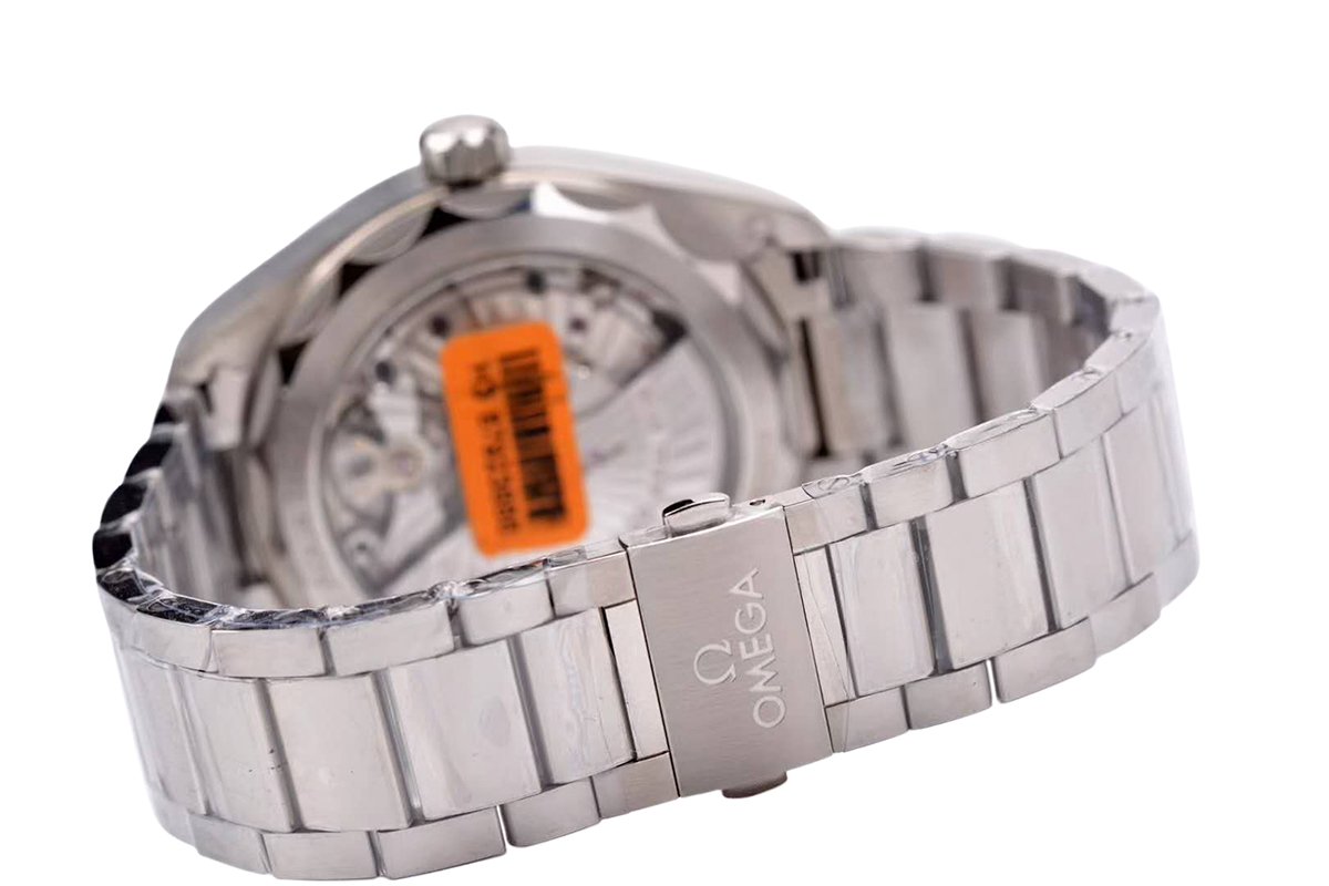 Seamaster Aqua Terra Worldtimer Master Chrononometer Blue Dial on Bracelet