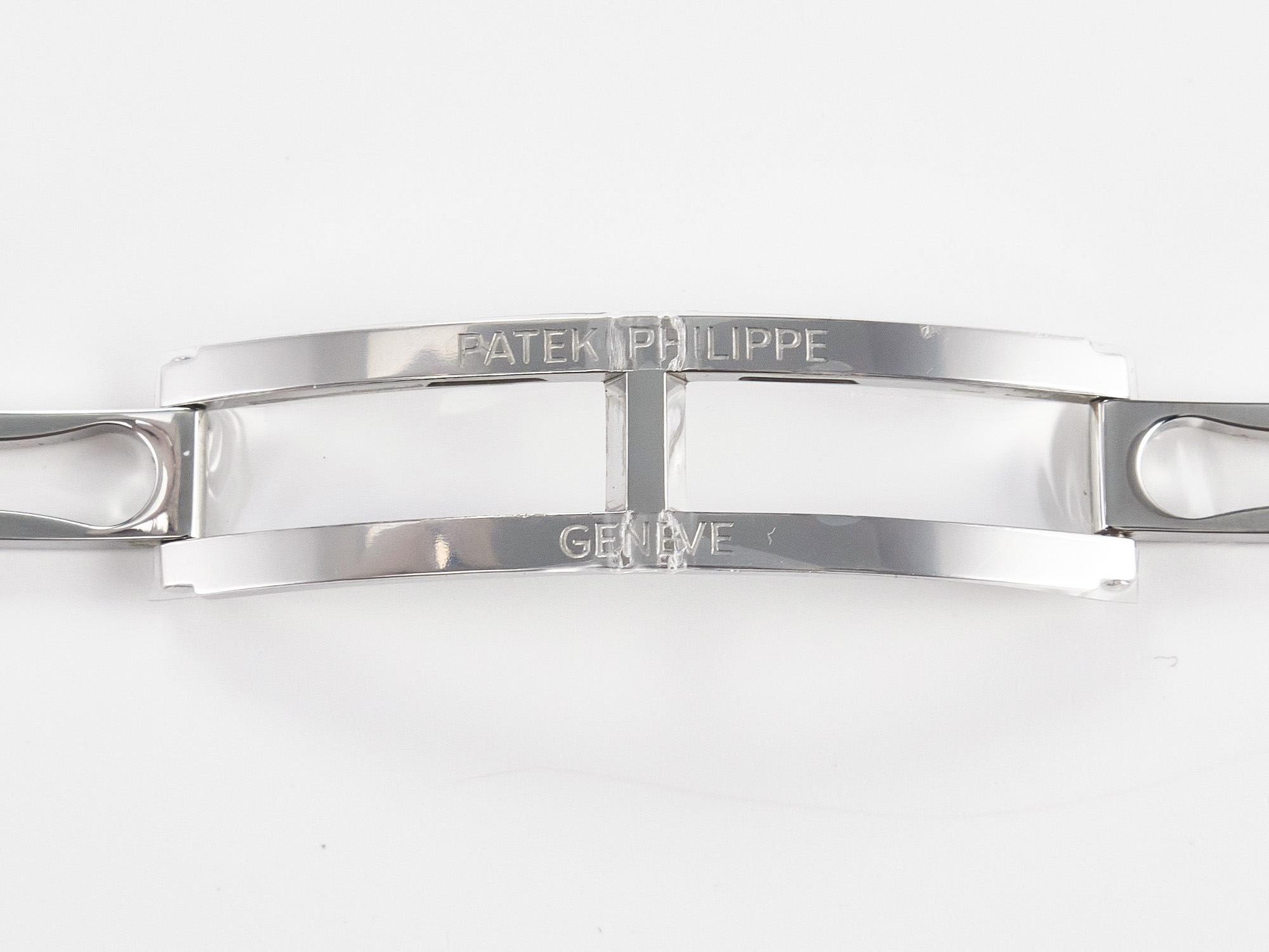 Nautilus 5711 3KF 1:1 Best Edition White Dial on SS Bracelet A324 S*per Clone V2